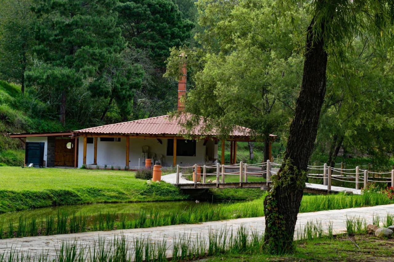 Casa Montana Hotel تشيتشيكاستينانغو المظهر الخارجي الصورة