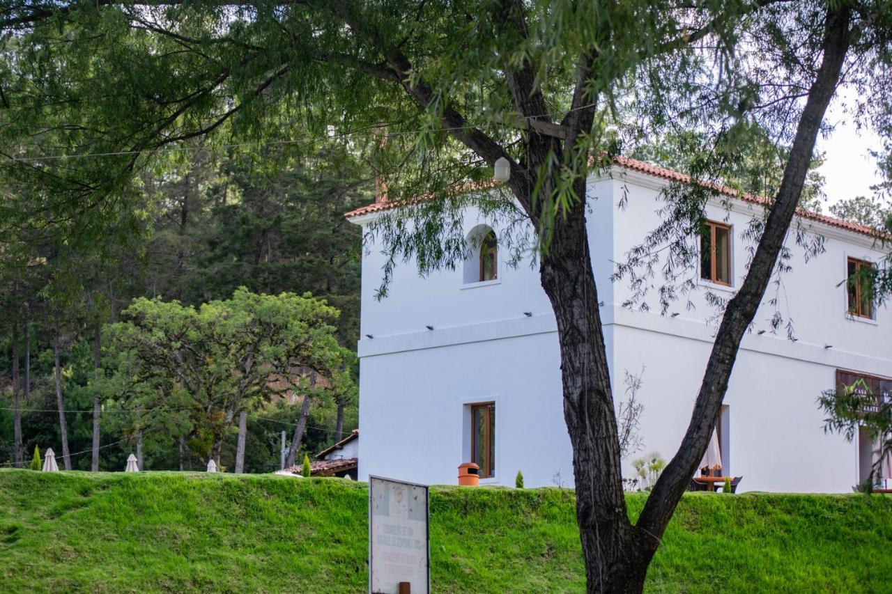 Casa Montana Hotel تشيتشيكاستينانغو المظهر الخارجي الصورة